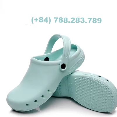 Special slippers for operating room, women's surgical shoes, soft sole non-slip, hospital doctor's hole shoes, nurse's sandals